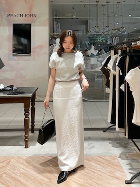 「CAPRICIEUX LE'MAGE（カプリシューレマージュ）のラウンド切替クロップT（Tシャツ/カットソー、グレー系）」を使った、aya_lemageさん（レディース・158cm）の夏コーディネート