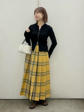 「アイテム（スリッポン）」を使った、maiさん（レディース・156cm）の秋コーディネート