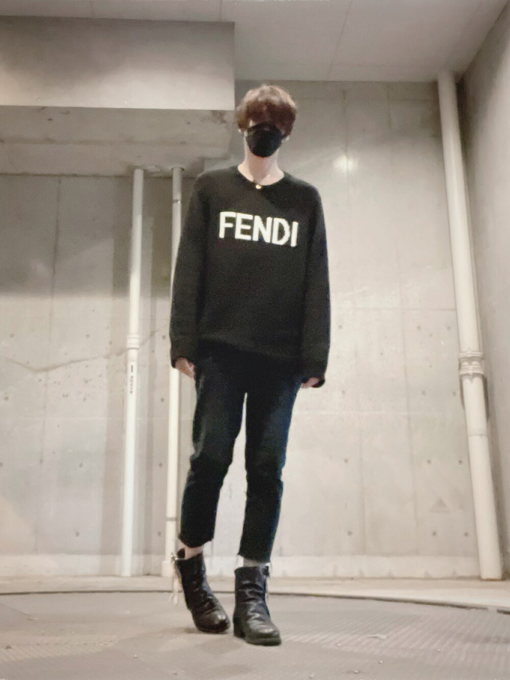 FENDI メンズ ニット （FENDIのニット/セーターを使ったメンズ人気  