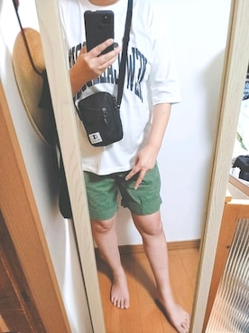 「GAP（ギャップ）のアイテム（その他パンツ、グリーン系）」を使った、naoさん（レディース・170cm）の夏コーディネート