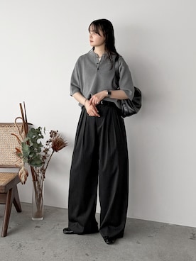 SLIGHT FLARE DOUBLE CLOTH BAGGY SLACKSを使った人気ファッション