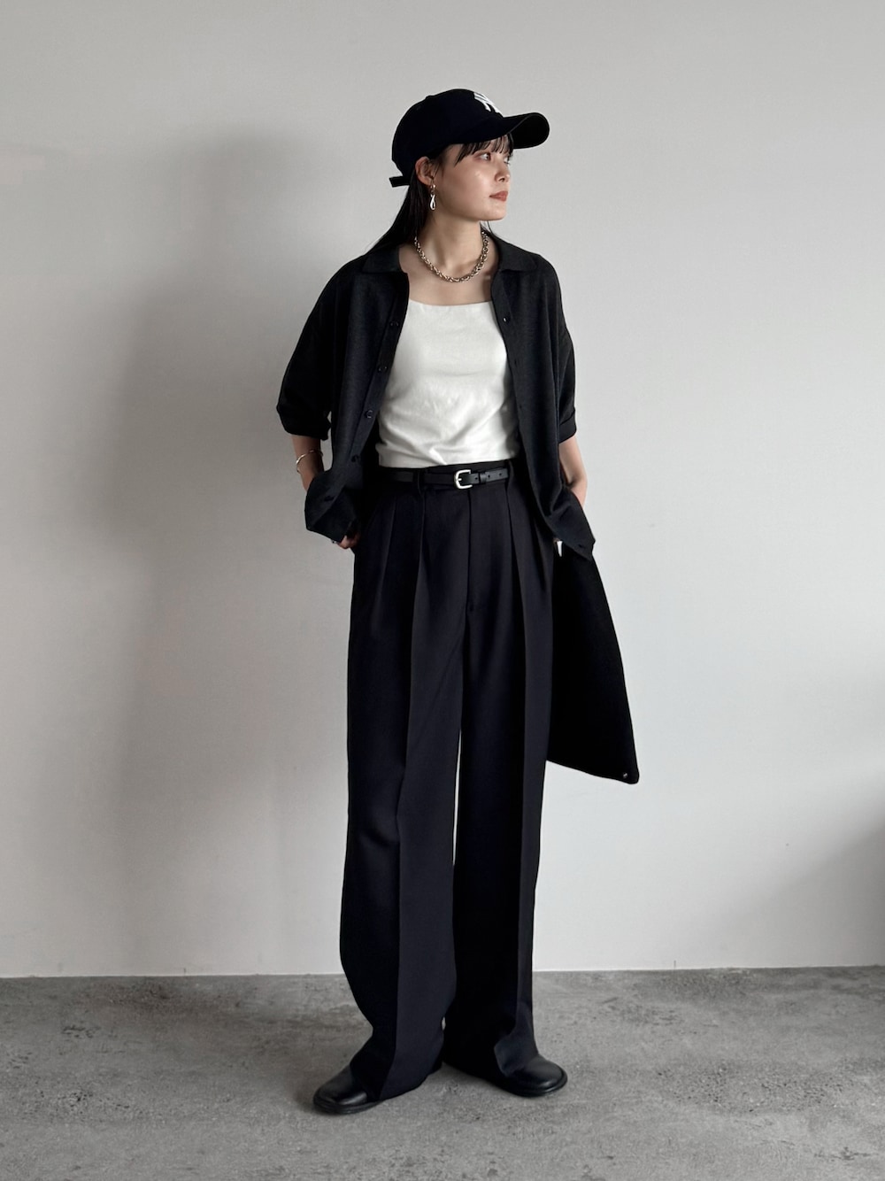 SEMI WIDE STRAIGHT WOOLY SLACKSを使った人気ファッション