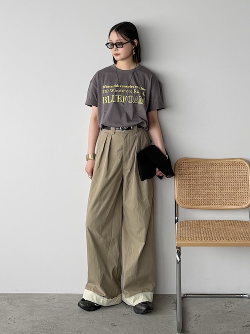 「NOGLE（ノグル）の【NOGLE/ノグル】カラーロゴプリントTシャツ（Tシャツ/カットソー）」を使った、pearn0さん（レディース・160cm）の夏コーディネート