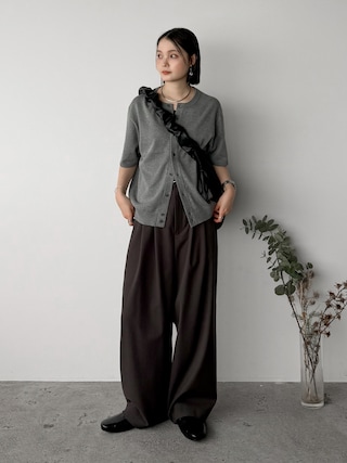 「WYM LIDNM(ウィム バイ リドム)のARTIFICIAL GRAIN SHOULDER BAG(ショルダーバッグ)」を使った、pearn0さん(レディース・160cm)の秋コーディネート