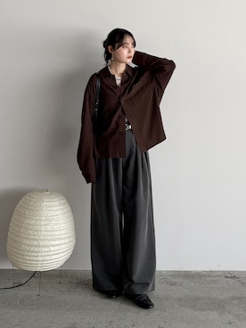 SLIGHT FLARE DOUBLE CLOTH BAGGY SLACKSを使った人気ファッション