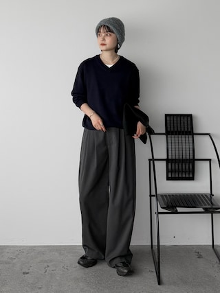 「WYM LIDNM(ウィム バイ リドム)のSILK BLEND V-NECK KNIT(ニット/セーター)」を使った、pearn0さん(レディース・160cm)の秋コーディネート