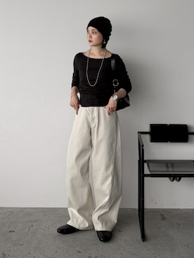 「アイテム（Tシャツ/カットソー、ブラック系）」を使った、pearn0さん（レディース・160cm）の秋コーディネート