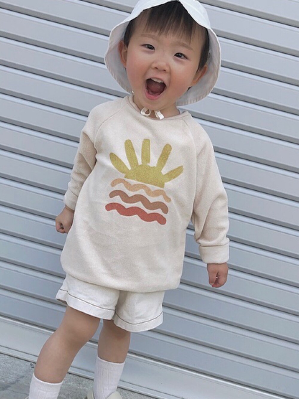 「おしゃれさんと繋がりたい、2歳、男の子、男の子コーデ、プチプラ、韓国子供服、H&M、H&Mキッズ、年子、東北キッズ」｜「H&Mのアイテム（ママ＆ベビー、ベージュ系）」を使った、chulipo2さん（キッズ・80cm）の春コーディネートの1枚目の写真