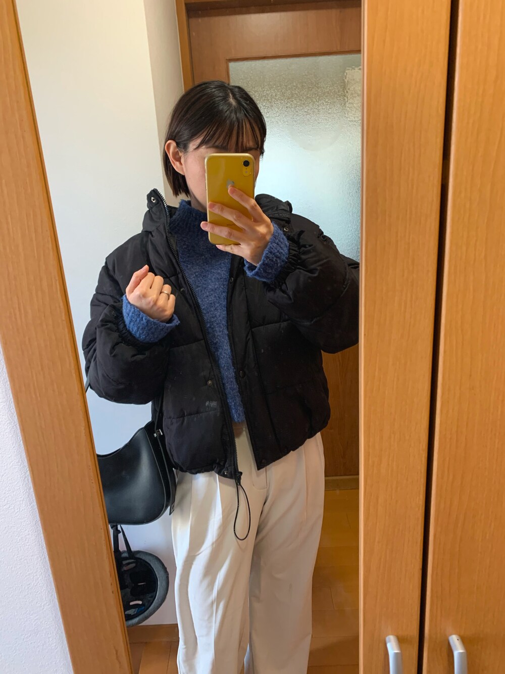 「しまむらのアイテム（ニット/セーター、ブルー系）」を使った、mako19さん（レディース・166cm）の冬コーディネートの1枚目の写真