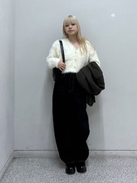 「FREE'S MART（フリーズマート）のハーフムーンバッグ（ハンドバッグ）」を使った、 リミさん（レディース・155cm）の秋コーディネート