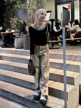 「アイテム（デニムパンツ、ベージュ系）」を使った、 リミさん（レディース・155cm）の秋コーディネート