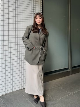 「EVOL（イーボル）の【美脚効果・クッション入り】Vカットスクエア6cmアンクレットパンプス CA23861（パンプス、ブラック系）」を使った、かりんさん（レディース・155cm）の冬コーディネート