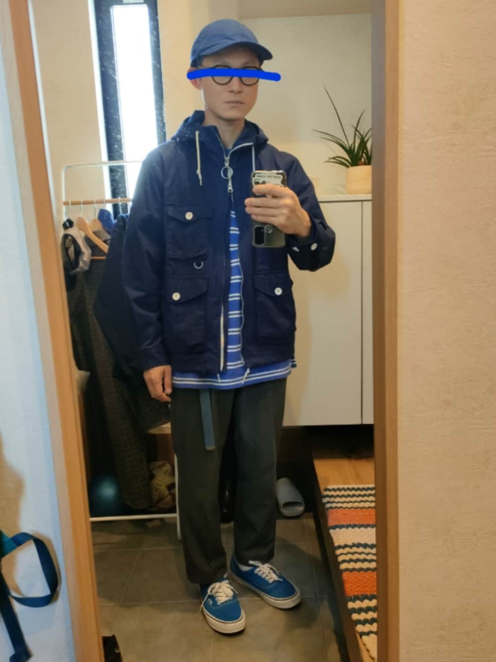 「大人カジュアル、30代コーデ、40代ファッション、カジュアルコーデ、バンズ、低身長コーデ、はるコーデ」｜「UNIQLOのアイテム（キャップ、ブルー系）」を使った、STINKYさん（メンズ・162cm）の春コーディネートの1枚目の写真