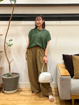 「アイテム（ボストンバッグ、シルバー系）」を使った、kannanomさん（レディース・155cm）の夏コーディネート