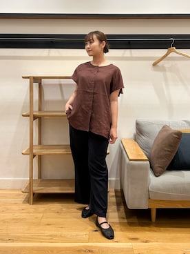 「URBAN RESEARCH DOORS（アーバンリサーチドアーズ）のバックフリルスリーブブラウス（シャツ/ブラウス、ブラウン系）」を使った、kannanomさん（レディース・155cm）の夏コーディネート