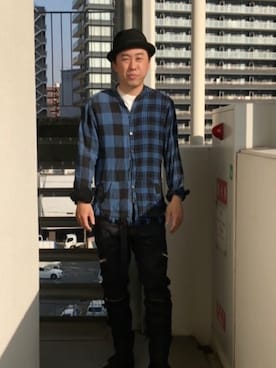 「Sacai（サカイ）のアイテム（デニムパンツ）」を使った、すりっぱーさん（メンズ・168cm）の冬コーディネート