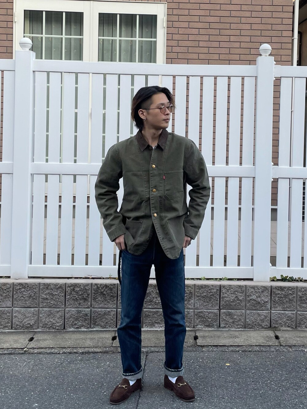 「おしゃれさんと繋がりたい、お洒落さんとつながりたい、いいね、save、フォローお願いします🤑、ILMOCASSINO、ローファー、Levi's、カバーオール、アメカジ、アメカジコーデ、フォローミー」｜「ILMOCASSINOのアイテム（ローファー、ブラウン系）」を使った、vvmoonwolf24さん（メンズ・175cm）の夏コーディネートの1枚目の写真