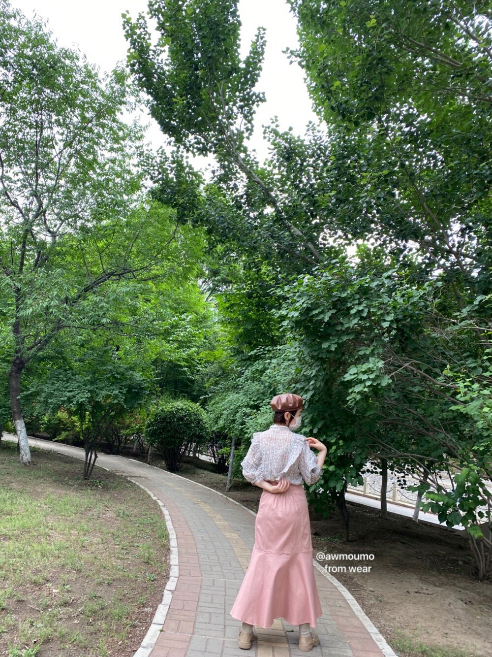「ootd、夏、夏コーデ、moussy、seemi.byNICE CLAUP、nice claup、コーディネート、今日のコーデ」｜「Seemi. byNICECLAUPのアイテム（スカート、ピンク系）」を使った、awmoumoさん（レディース・156cm）の夏コーディネートの1枚目の写真
