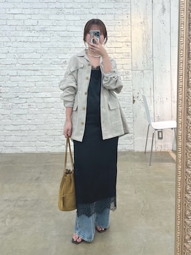 「Whim Gazette（ウィムガゼット）のリネンポケットジャケット（テーラードジャケット、ベージュ系）」を使った、sayakaさん（レディース・159cm）の春コーディネート