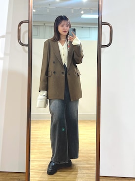 「アイテム（デニムスカート）」を使った、sayakaさん（レディース・159cm）の秋コーディネート
