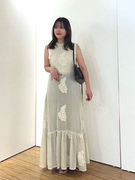 「Whim Gazette（ウィムガゼット）のメッシュレースワンピース（ワンピース、ホワイト系）」を使った、sayakaさん（レディース・159cm）の春コーディネート