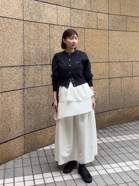 「RODE SKO（ロデスコ）のシュシュセットサイドフリルトート（トートバッグ、ブラック系）」を使った、naoさん（レディース・161cm）の春コーディネート