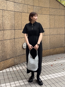 「SENSE OF PLACE by URBAN RESEARCH（センスオブプレイスバイアーバンリサーチ）のメタリックヤーンバッグ（かごバッグ、シルバー系）」を使った、naoさん（レディース・161cm）の春コーディネート