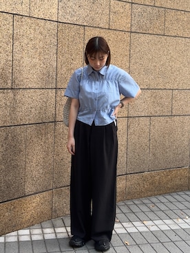 「SENSE OF PLACE by URBAN RESEARCH（センスオブプレイスバイアーバンリサーチ）の『イージーケア/速乾/UVカット/接触冷感』ツータックルーズスラックス（その他パンツ、ブラック系）」を使った、naoさん（レディース・161cm）の春コーディネート