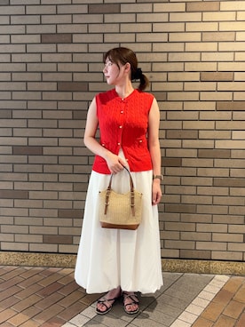 「RODE SKO(ロデスコ)のラインストーンストラップサンダル(サンダル、ブラウン系)」を使った、naoさん(レディース・161cm)の夏コーディネート