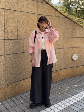 「RODE SKO（ロデスコ）のセンターステッチクロッグ（サンダル、ブラック系）」を使った、naoさん（レディース・161cm）の春コーディネート