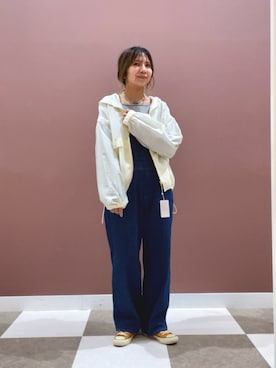 「アイテム（サロペット/オーバーオール）」を使った、yuccoさん（レディース・158cm）の秋コーディネート