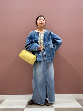 「ITEMS URBANRESEARCH（アイテムズ アーバンリサーチ）のデニムオーバーノーカラージャケット（デニムジャケット、ブルー系）」を使った、yuccoさん（レディース・158cm）の春コーディネート