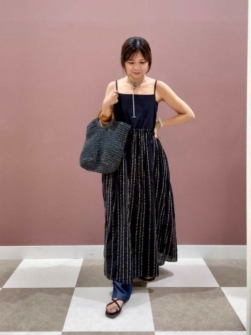 MOGA 黒 スパンコール刺繍キャミワンピース 13号セール セール】スパンコール刺繍キャミワンピース（ワンピース