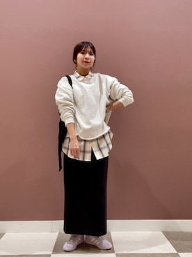 「ITEMS URBANRESEARCH（アイテムズ アーバンリサーチ）のボートネックスウェット（スウェット、グレー系）」を使った、yuccoさん（レディース・158cm）の春コーディネート