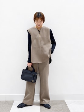 「ITEMS URBANRESEARCH（アイテムズ アーバンリサーチ）のダンボールボンディング3点セット（セットアップ、ブラウン系）」を使った、yuccoさん（レディース・158cm）の秋コーディネート