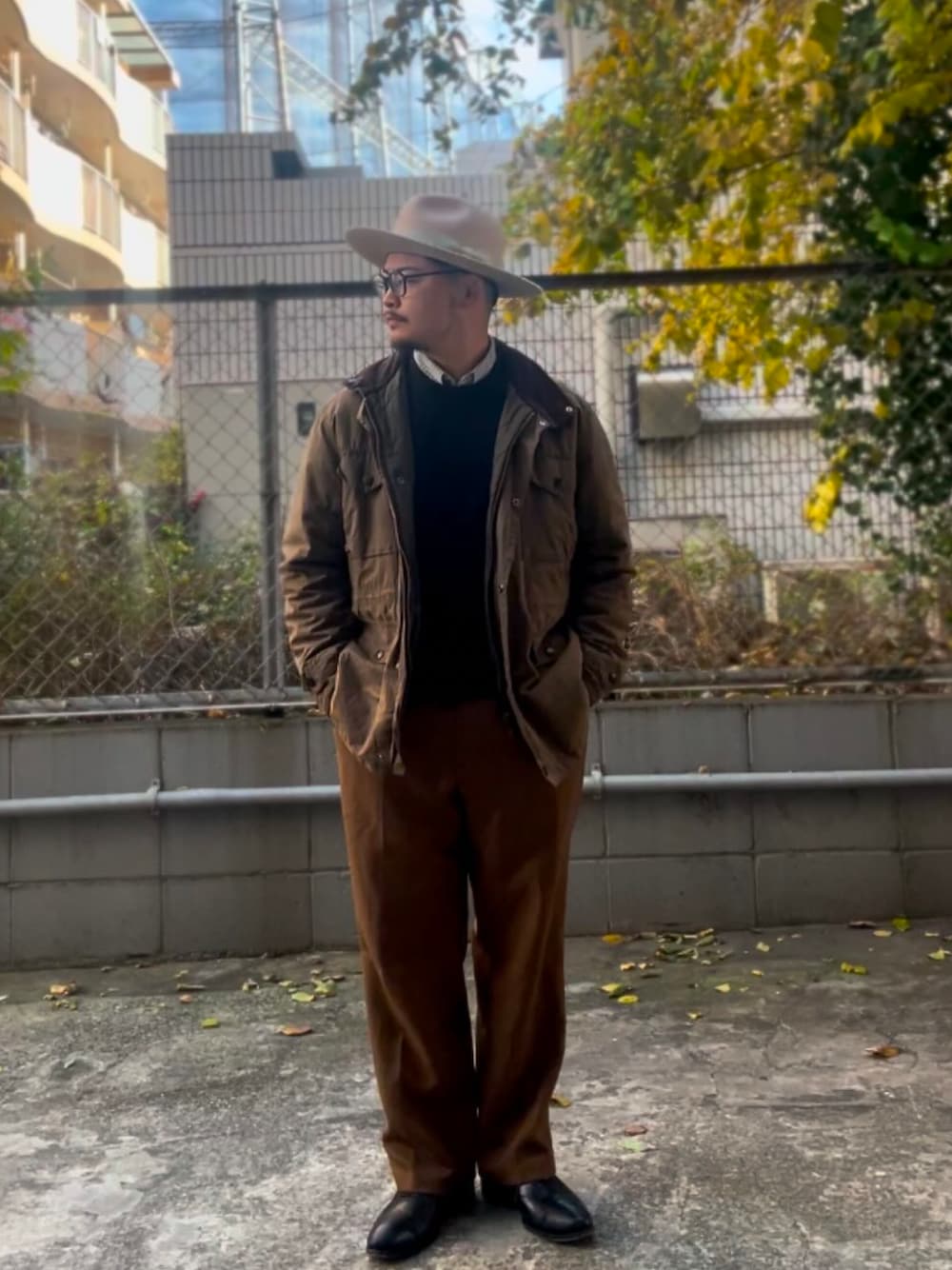 「アメカジ、ブリティッシュ、vintage」｜「gladhandのアイテム（ハット、ベージュ系）」を使った、デンジャラス•ケンさん（メンズ・167cm）の冬コーディネートの1枚目の写真