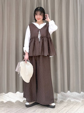 「studio CLIP（スタディオクリップ）のアイテム（パンツ）」を使った、ちろっPさん（レディース・163cm）の春コーディネート