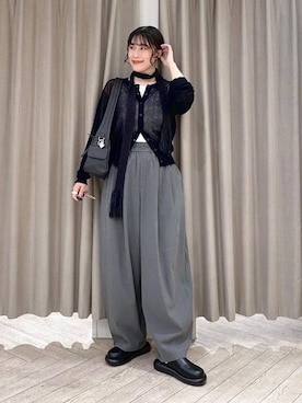 「アイテム（ストール/ショール、ブラック系）」を使った、ちろっPさん（レディース・163cm）の秋コーディネート