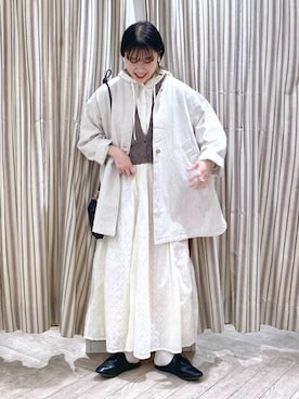 「ベスト」｜「アイテム（ノーカラージャケット）」を使った、ちろっPさん（レディース・163cm）の冬コーディネート