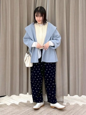 「ブラウス」｜「アイテム（ノーカラーコート）」を使った、ちろっPさん（レディース・163cm）の秋コーディネート