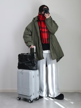 「アイテム（ストール/ショール）」を使った、ゆ ず も も .さん（レディース・160cm）の冬コーディネート