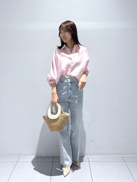 「La boutique BonBon（ラブティックボンボン）の【スタイルUPデニム】バックレースアップデニムフレアパンツ（デニムパンツ、ブルー系）」を使った、KAZUMIさん（レディース・153cm）の春コーディネート