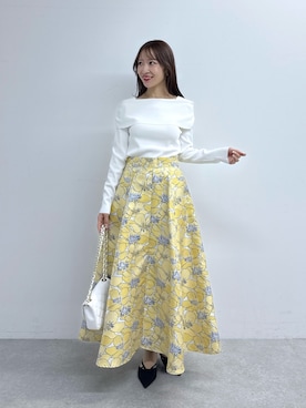 「La boutique BonBon（ラブティックボンボン）の【最強着映え】お花ジャガードスカート（スカート、イエロー系）」を使った、KAZUMIさん（レディース・153cm）の春コーディネート