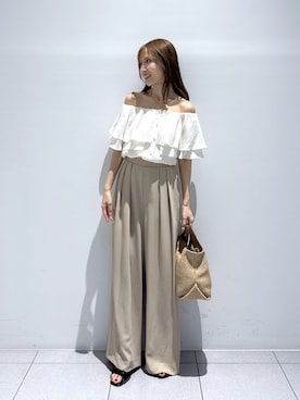「La boutique BonBon（ラブティックボンボン）の【RISA監修・WEB限定カラーあり・ひんやりタッチ】夏向き２タックワイドパンツ（その他パンツ、ベージュ系）」を使った、KAZUMIさん（レディース・153cm）の夏コーディネート