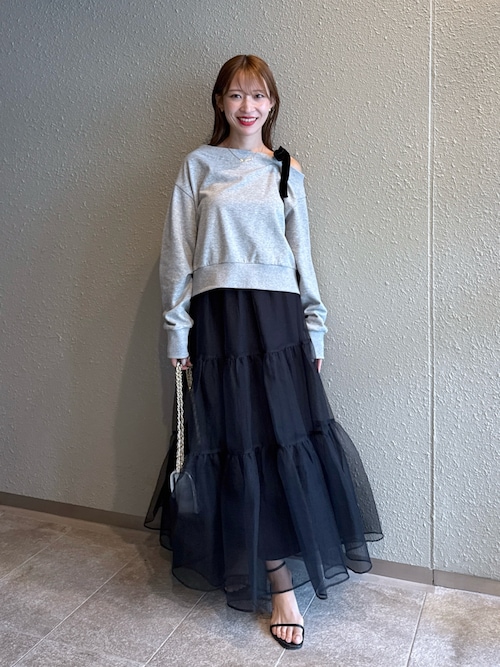 【新品】La boutique BonBonミニ裏毛オフショルリボンプルオーバー La boutique BonBon 新品ミニ裏毛オフショルリボンプルオーバー