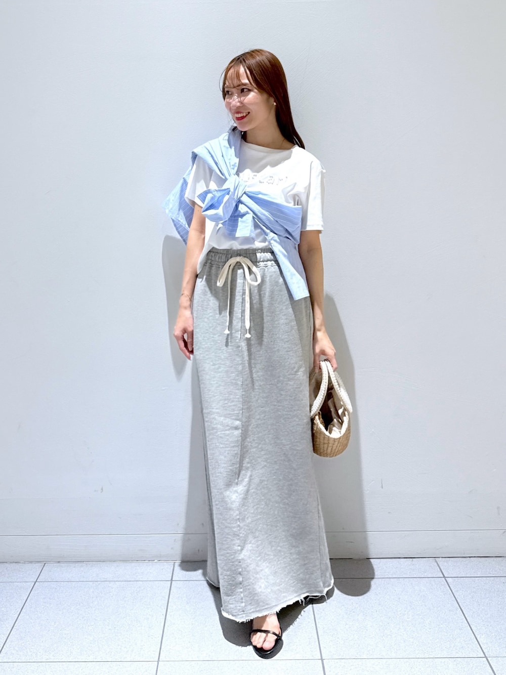 KAZUMIさんの「【ヘルシースタイル】スウェットイージースカート（La boutique BonBon）」を使ったコーディネートの1枚目の写真