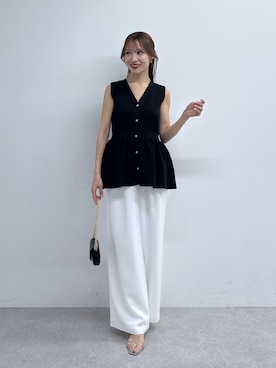 「La boutique BonBon（ラブティックボンボン）の【美人見えペプラム】ペプラムノースリニット（ニット/セーター、ブラック系）」を使った、KAZUMIさん（レディース・153cm）の春コーディネート