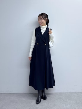 「アイテム（ジャンパースカート）」を使った、KAZUMIさん（レディース・153cm）の冬コーディネート