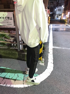 「LOS ANGELES APPAREL（ロサンゼルスアパレル）のアイテム（パーカー）」を使った、ハン・バーグさん（レディース・163cm）の春コーディネート