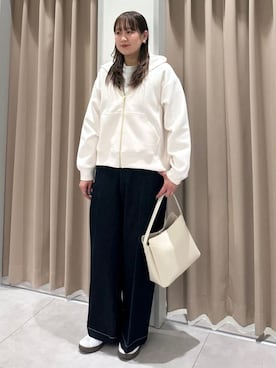 「THE SHOP TK （ザ ショップ ティーケー ）のダンボールジップパーカ（カーディガン/ボレロ、ホワイト系）」を使った、cottonさん（レディース・162cm）の春コーディネート